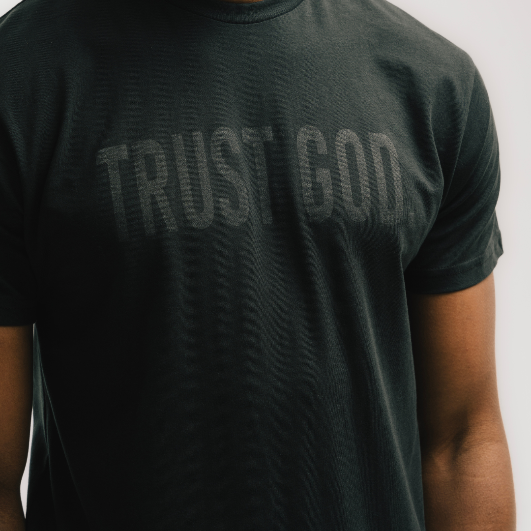 Trust God. Tee - Graphite